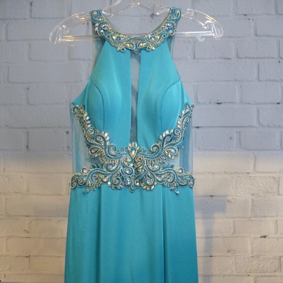 Mon Cheri 'Colette' High Neck Prom Gown - Picture 9 of 10